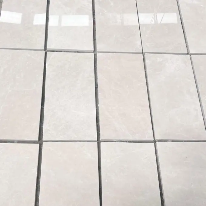 Crema Royal 60 x 30 Poli 2 cm 